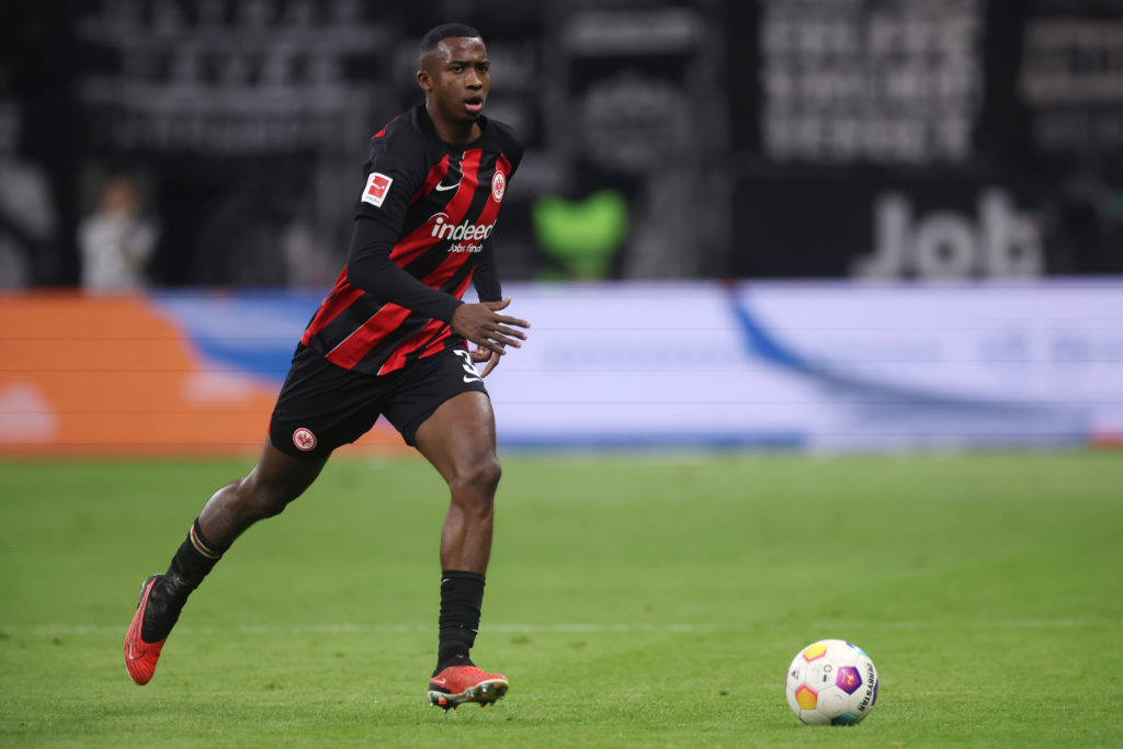 Willian Pacho of Frankfurt controls the ball during the Bundesliga match between Eintracht Frankfurt and 1. FSV Mainz 05 at Deutsche Bank Park on J...