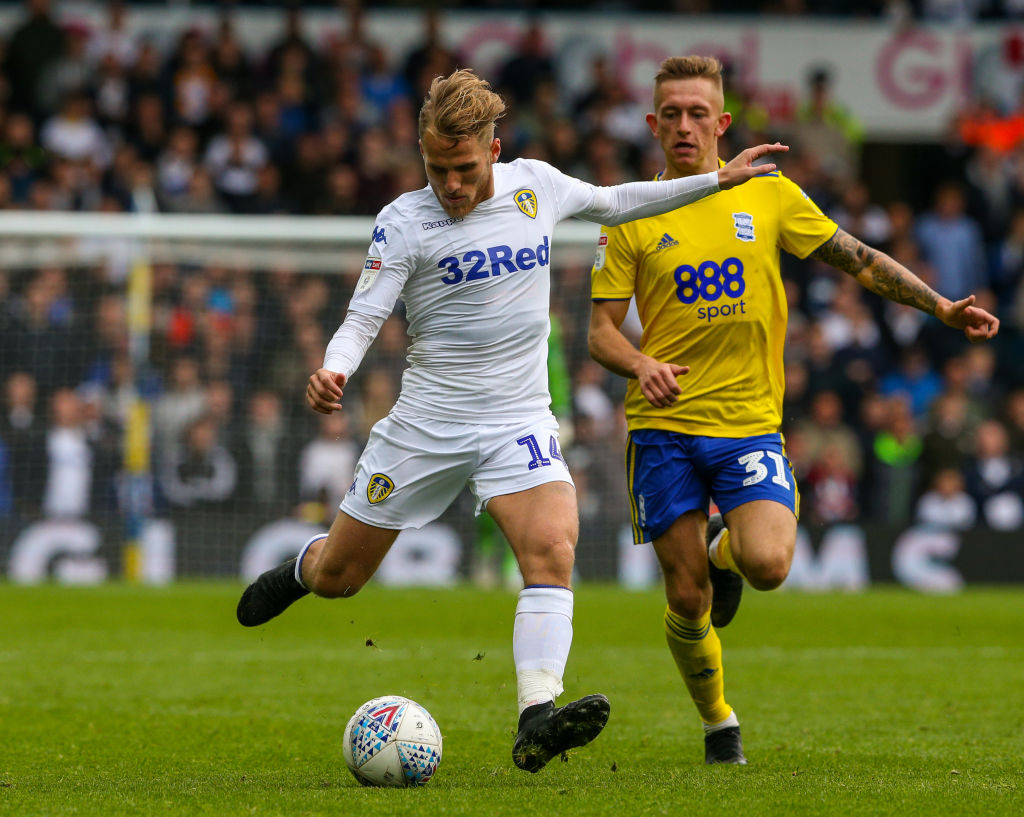 Should Bielsa back Forshaw back in to give underperforming Saiz a breather?