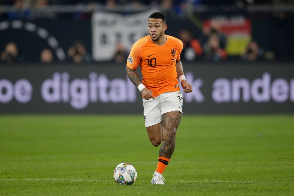 Liverpool should chase Memphis Depay as Roberto Firmino alternative