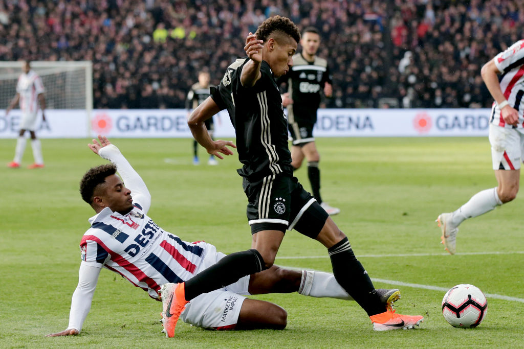 (L-R) Diego Palacios of Willem II, David Neres of Ajax  during the Dutch KNVB Beker  match between Willem II v Ajax Dutch Toto KNVB Cup Final at th...