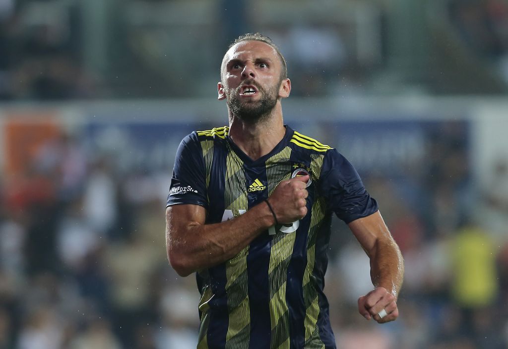 Report Tottenham Hotspur Scouted Fenerbahce And Kosovo Striker Vedat Muriqi Against Czech Republic