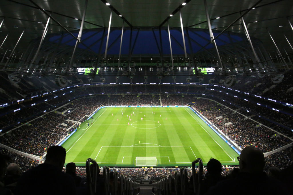 Pedro Neto has lauded Spurs' stadium