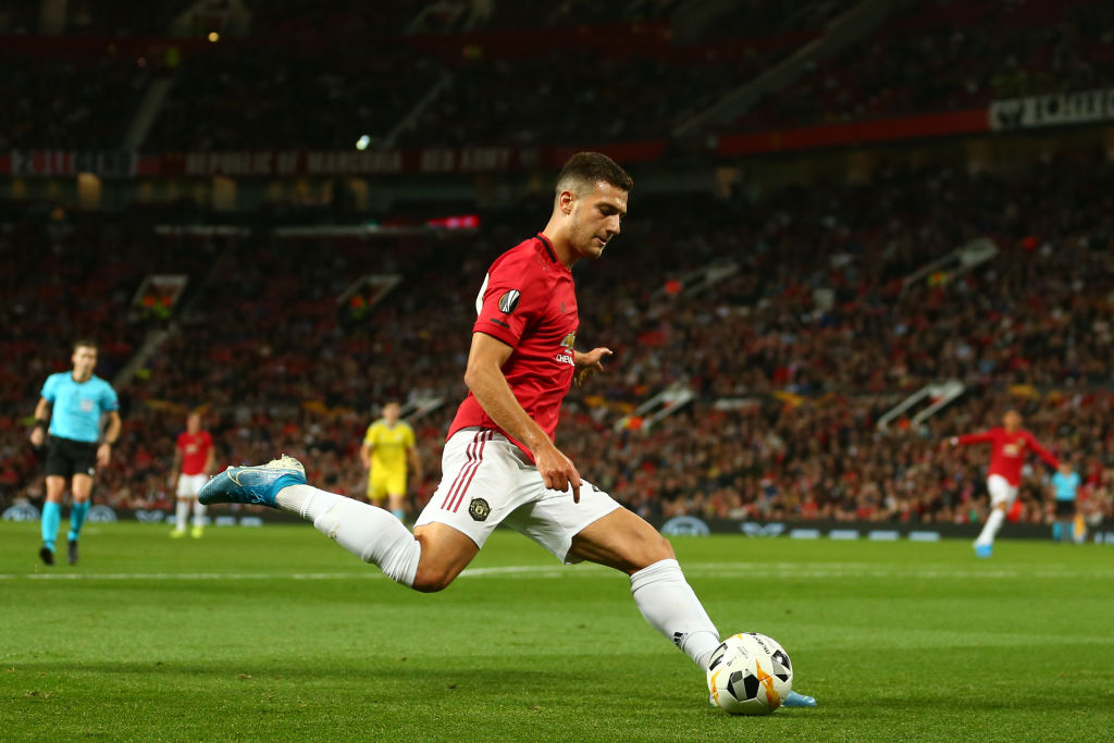 Tottenham Hotspur must take notice as Jose Mourinho favourite Diogo Dalot told he can leave - TBR View