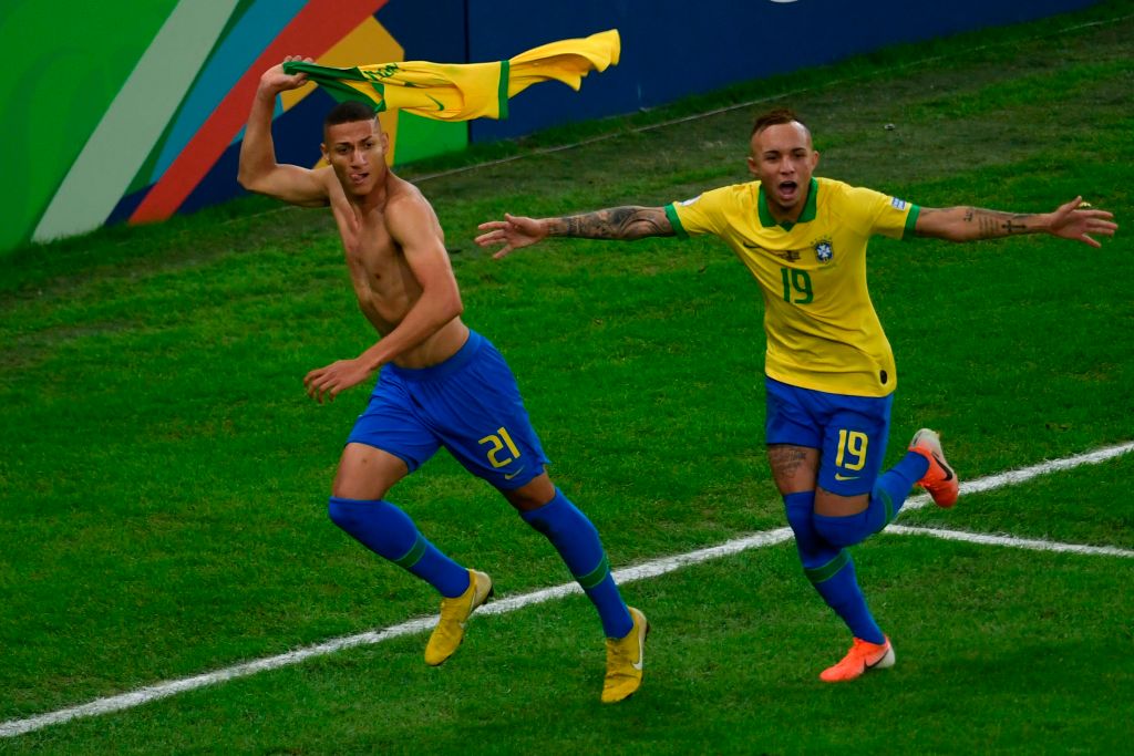 Richarlison shares cheeky message with Everton Soares amid transfer links