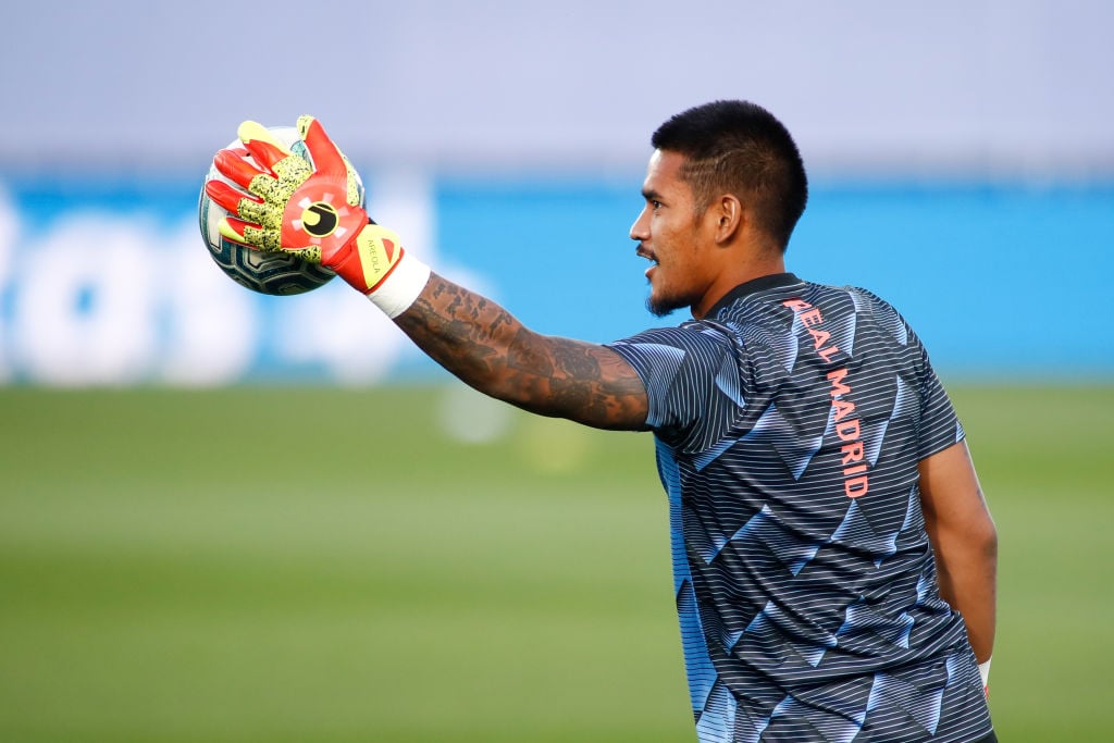 Report: Newcastle and Chelsea want PSG goalkeeper Alphonse Areola