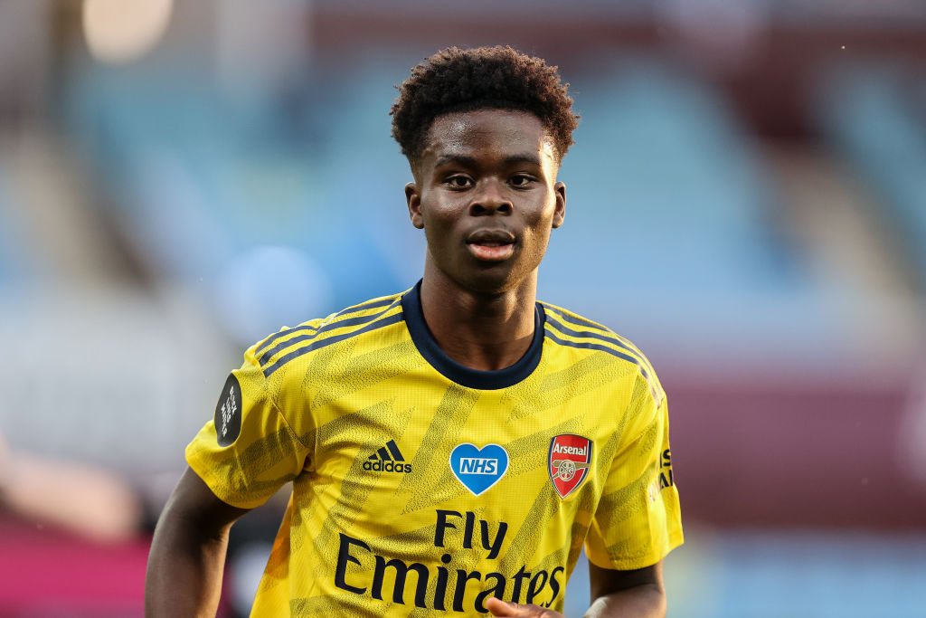 Sam Greenwood comments on first month at Leeds on Instagram; Bukayo Saka replies