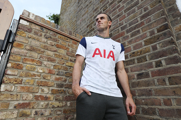 Tottenham Hotspur Unveil New Signing Gareth Bale