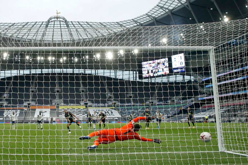 Tottenham Hotspur v Newcastle United - Premier League