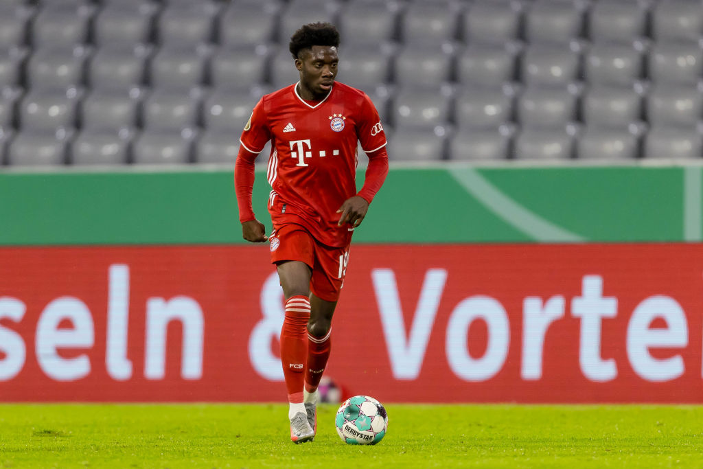 1. FC Dueren v FC Bayern Muenchen - DFB Cup: First Round