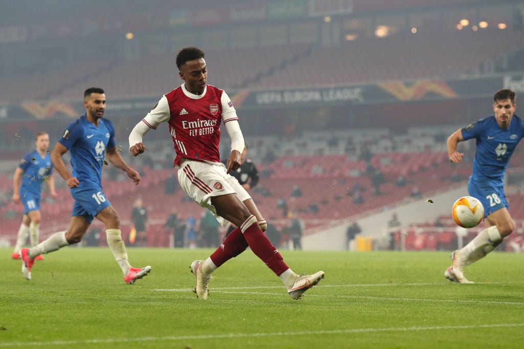 Arsenal loanee Joe Willock reacts to Newcastle debut on Instagram; Lacazette, Luiz and Abraham reply