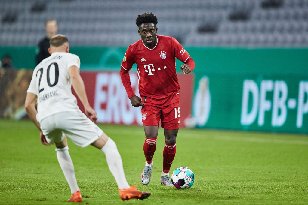 1. FC Dueren v FC Bayern Muenchen - DFB Cup: First Round