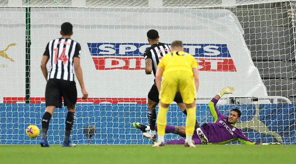 Newcastle United v Fulham - Premier League