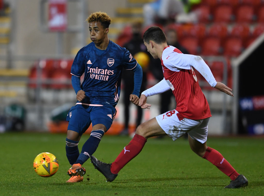 Arsenal fans react to performance of Omari Hutchinson in mini-North London derby