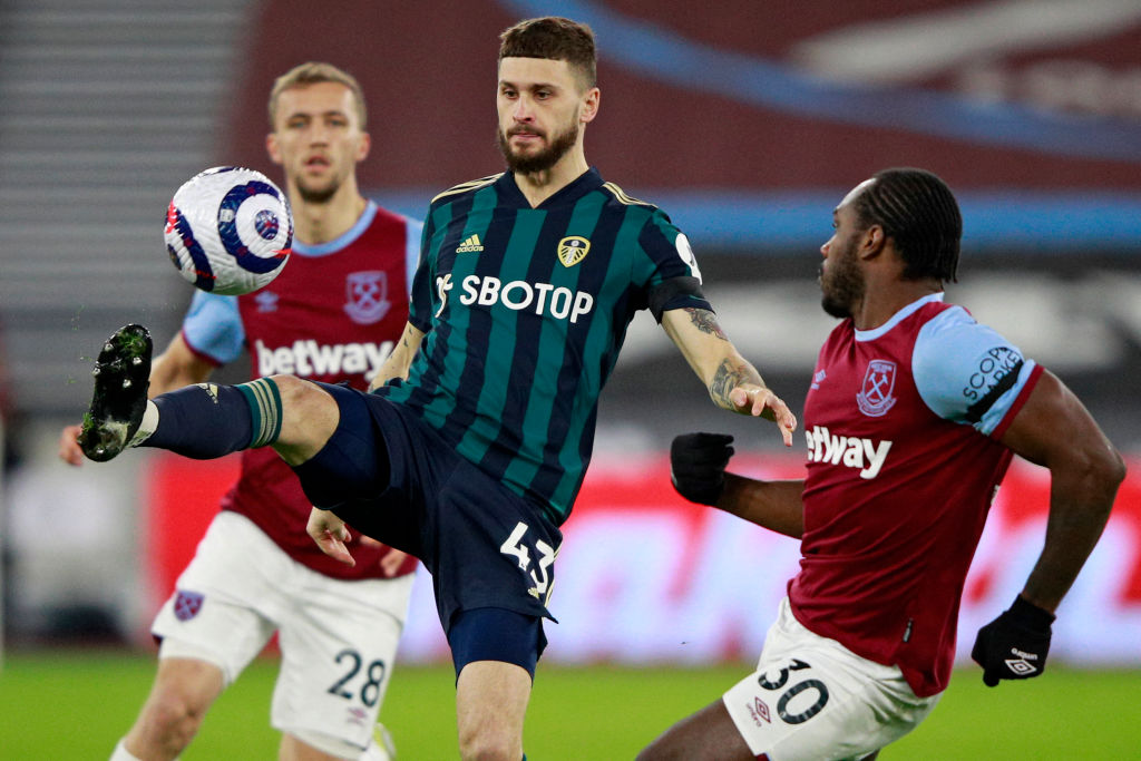 FBL-ENG-PR-WEST HAM-LEEDS