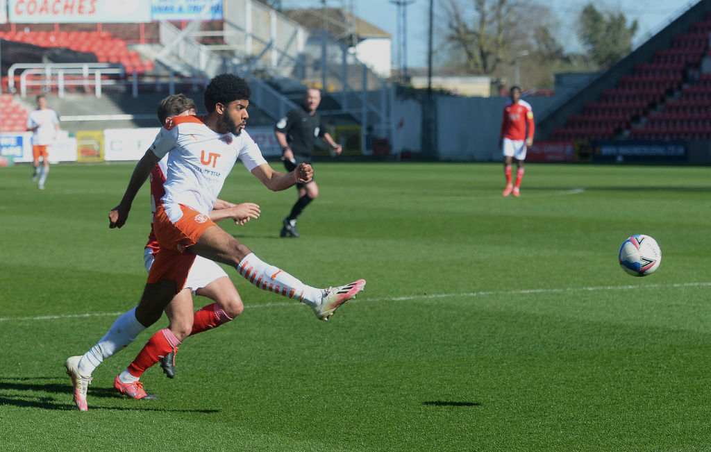 Swindon Town v Blackpool - Sky Bet League One