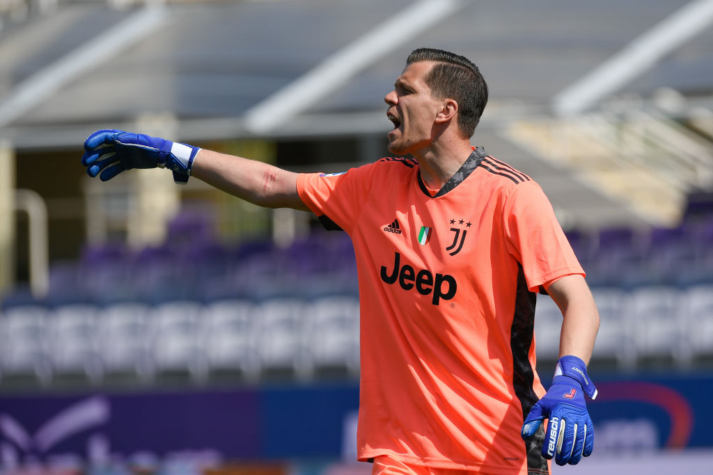 Tottenham bring in man that Szczesny said he learnt more from in four months, than he did in 10 years at Arsenal