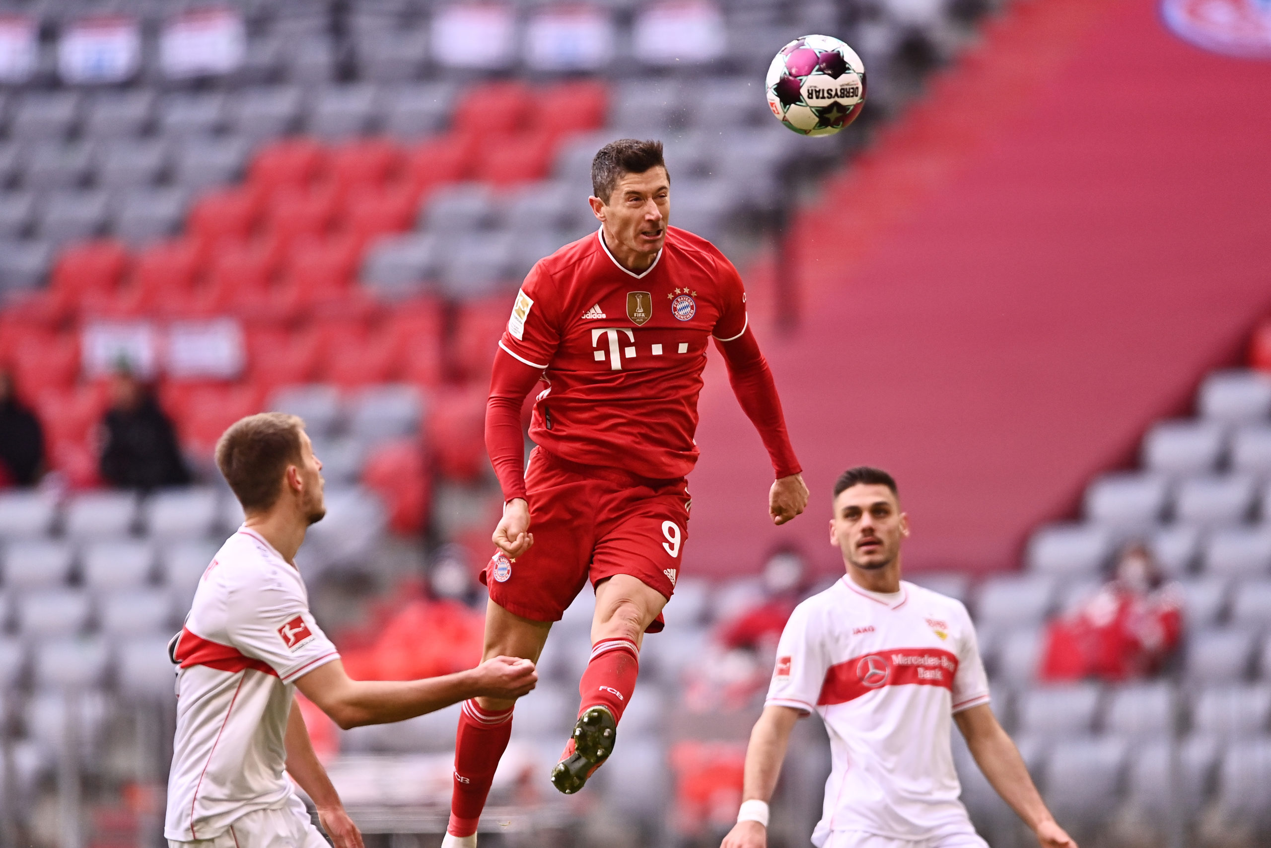 bayern-munich-robert-lewandowski-vfb-struggart-bundesliga-allianz-arena