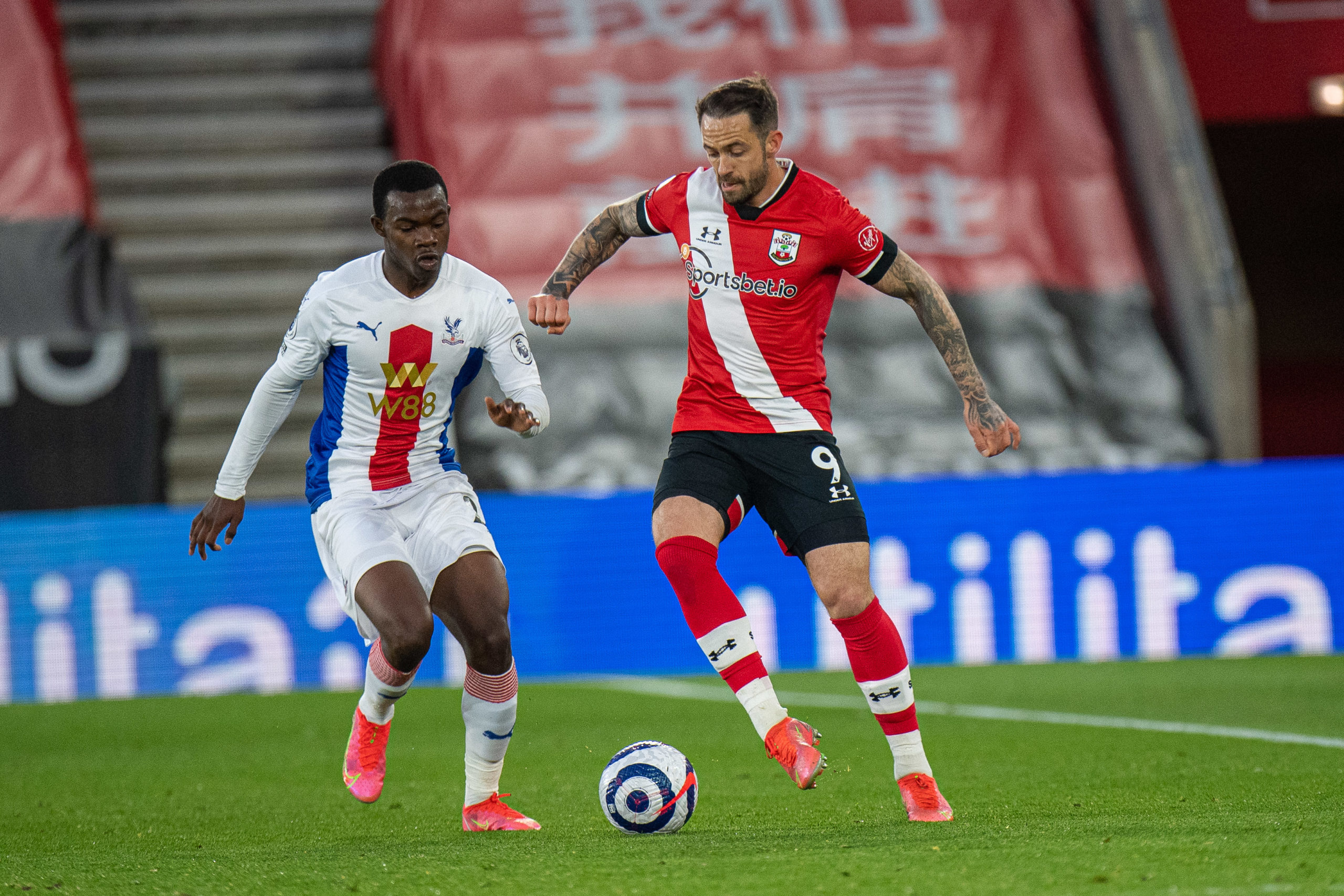 southampton-danny-ings-crystal-palace-tyrick-mitchell-st-marys-premier-league