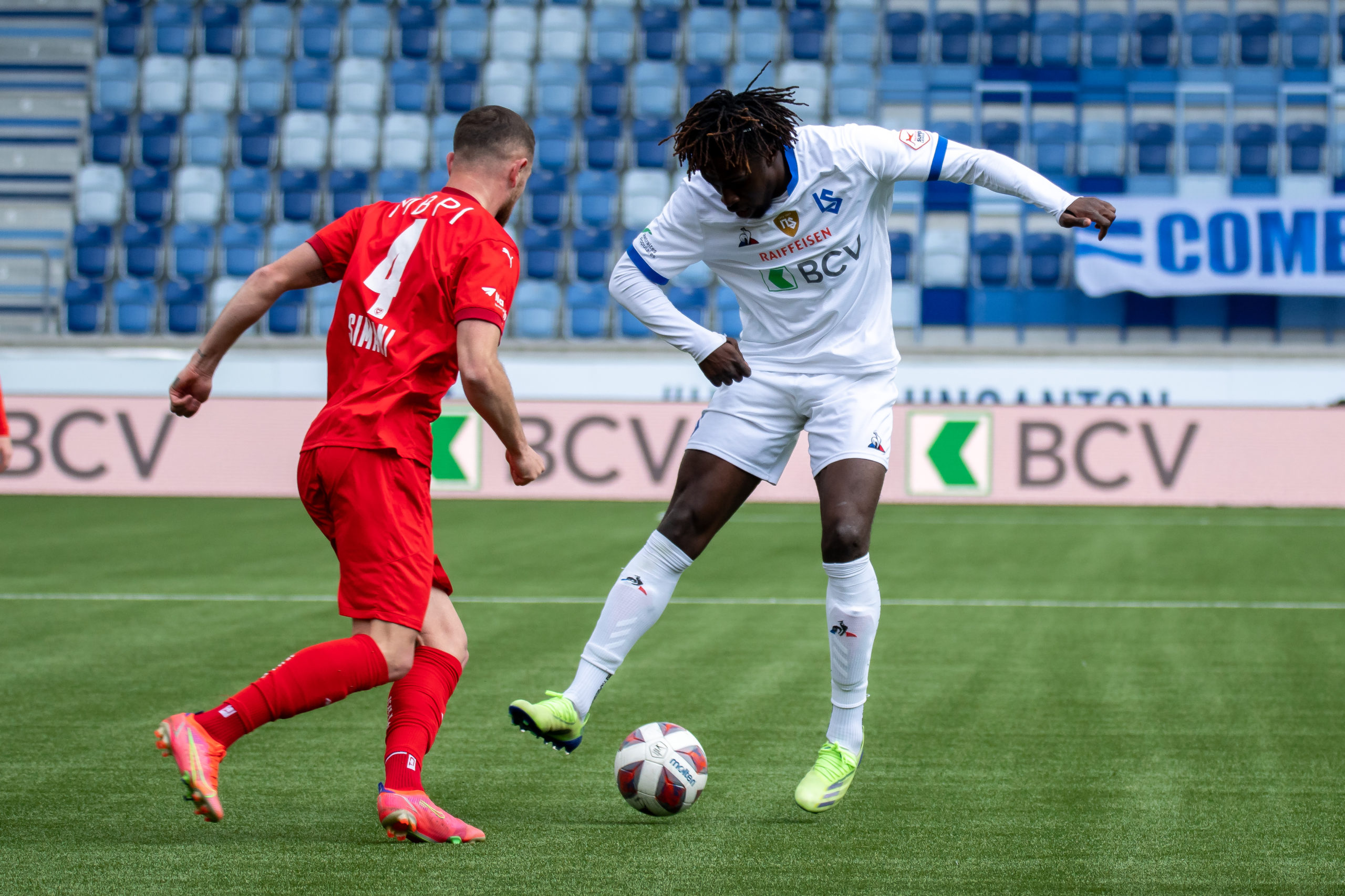 lausanne-sport-nice-evann-guessand-fc-vaduz-denis-simani-swiss-super-league