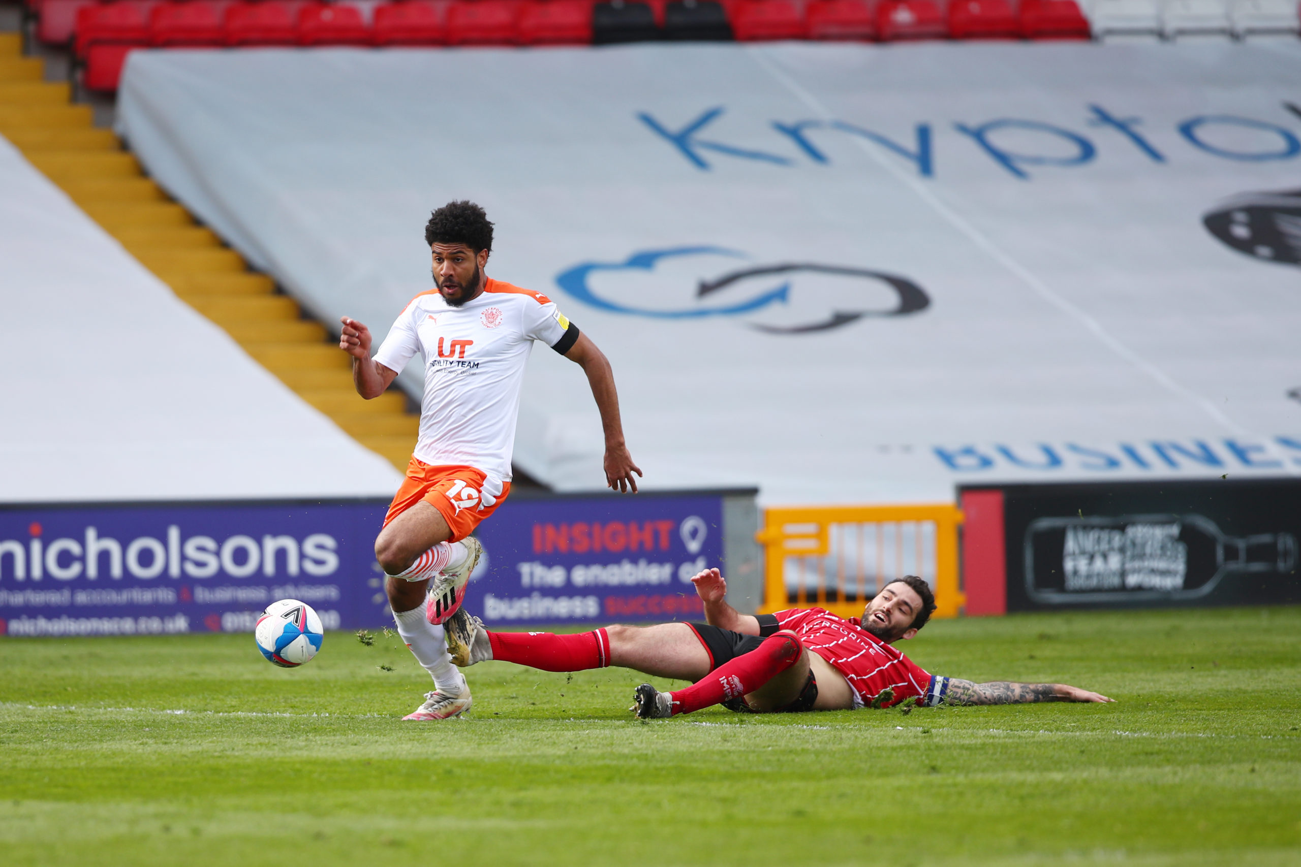 everton-blackpool-ellis-simms-lincoln-city-league-one