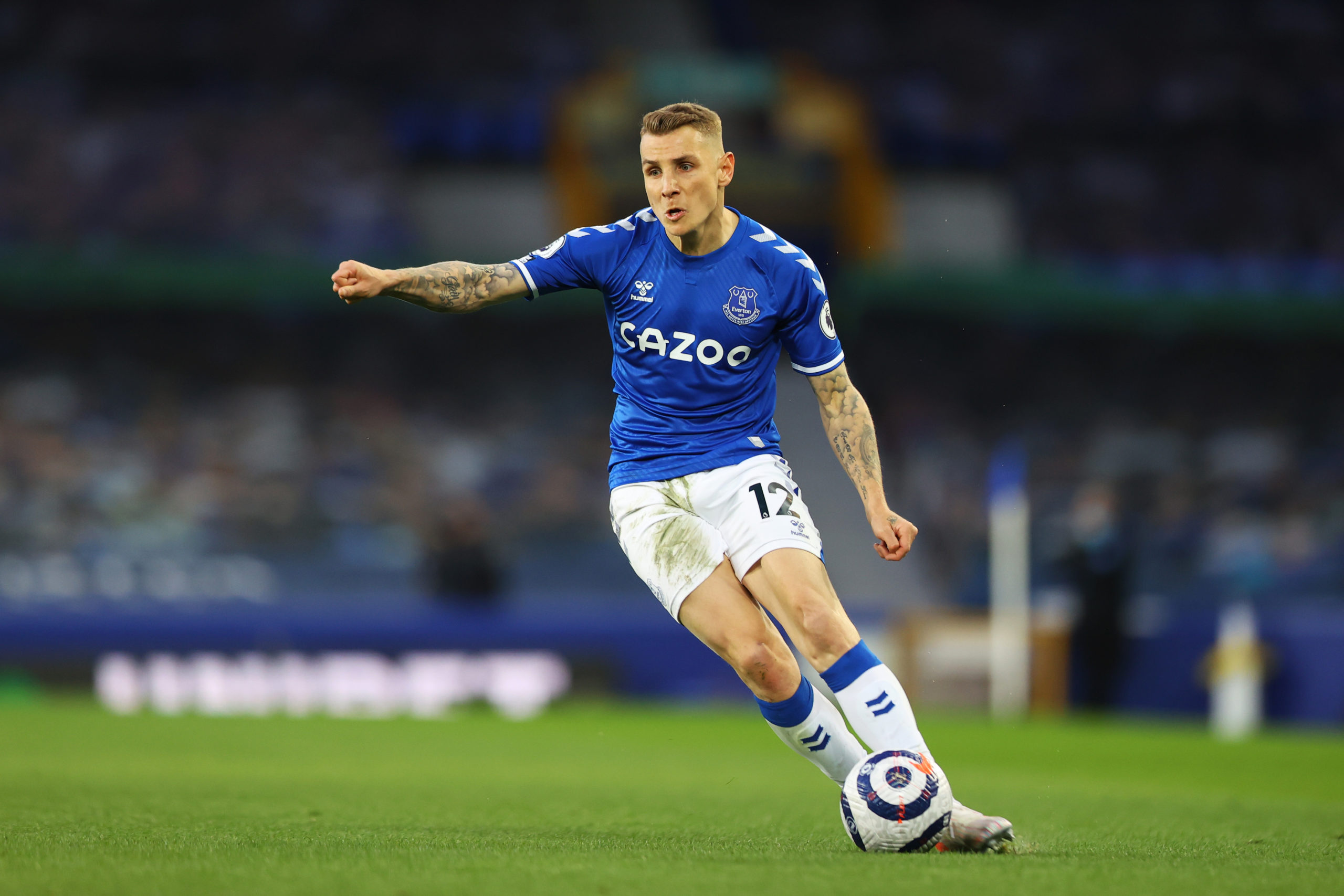 everton-lucas-digne-aston-villa-goodison-park-premier-league