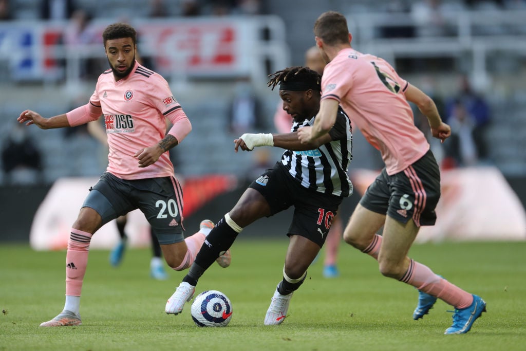 newcaste-united-allan-saint-maximin-sheffield-united-chris-basham-bayden-bogle-st-james-park-premier-league