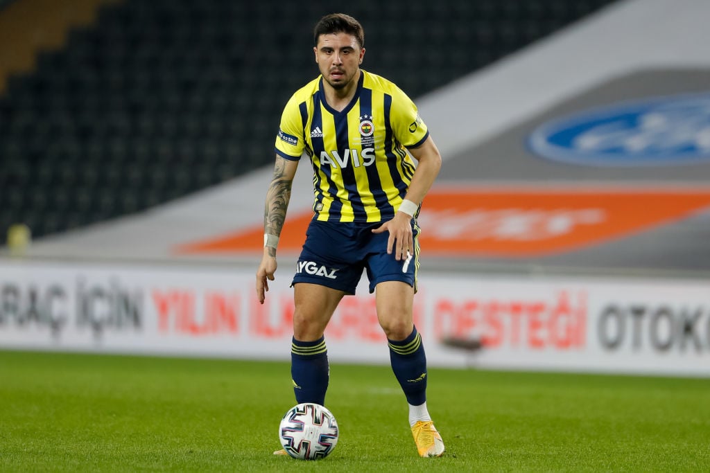 Fenerbahce SK v Denizlispor - Super Lig