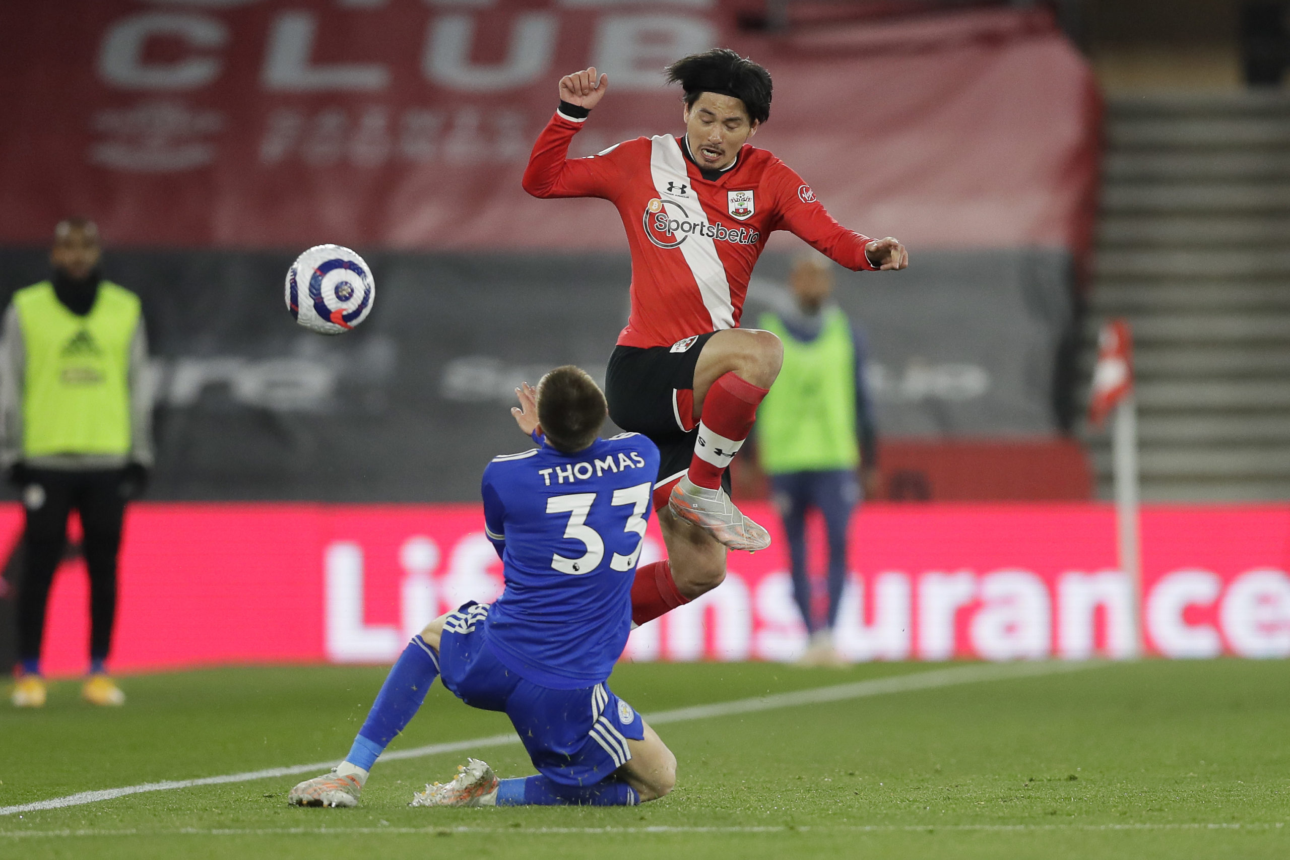 liverpool-southampton-takumi-minamino-leicester-city-luke-thomas-st-marys-premier-league