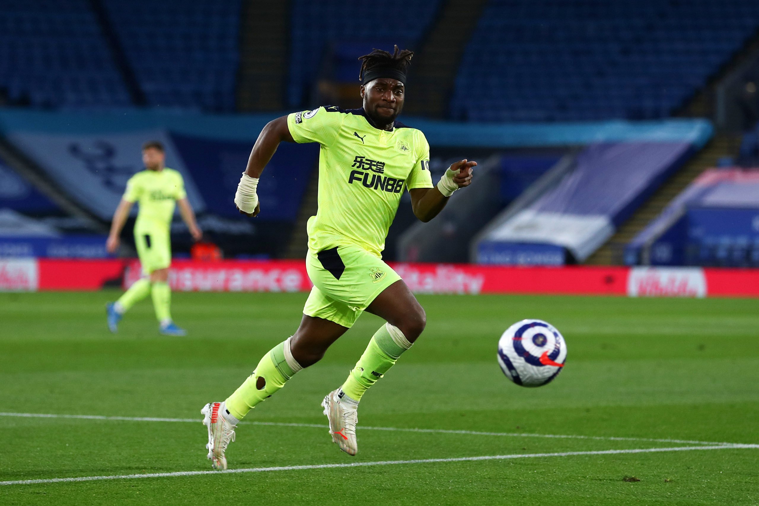 Steve Bruce rules out Newcastle United selling Allan Saint-Maximin this summer