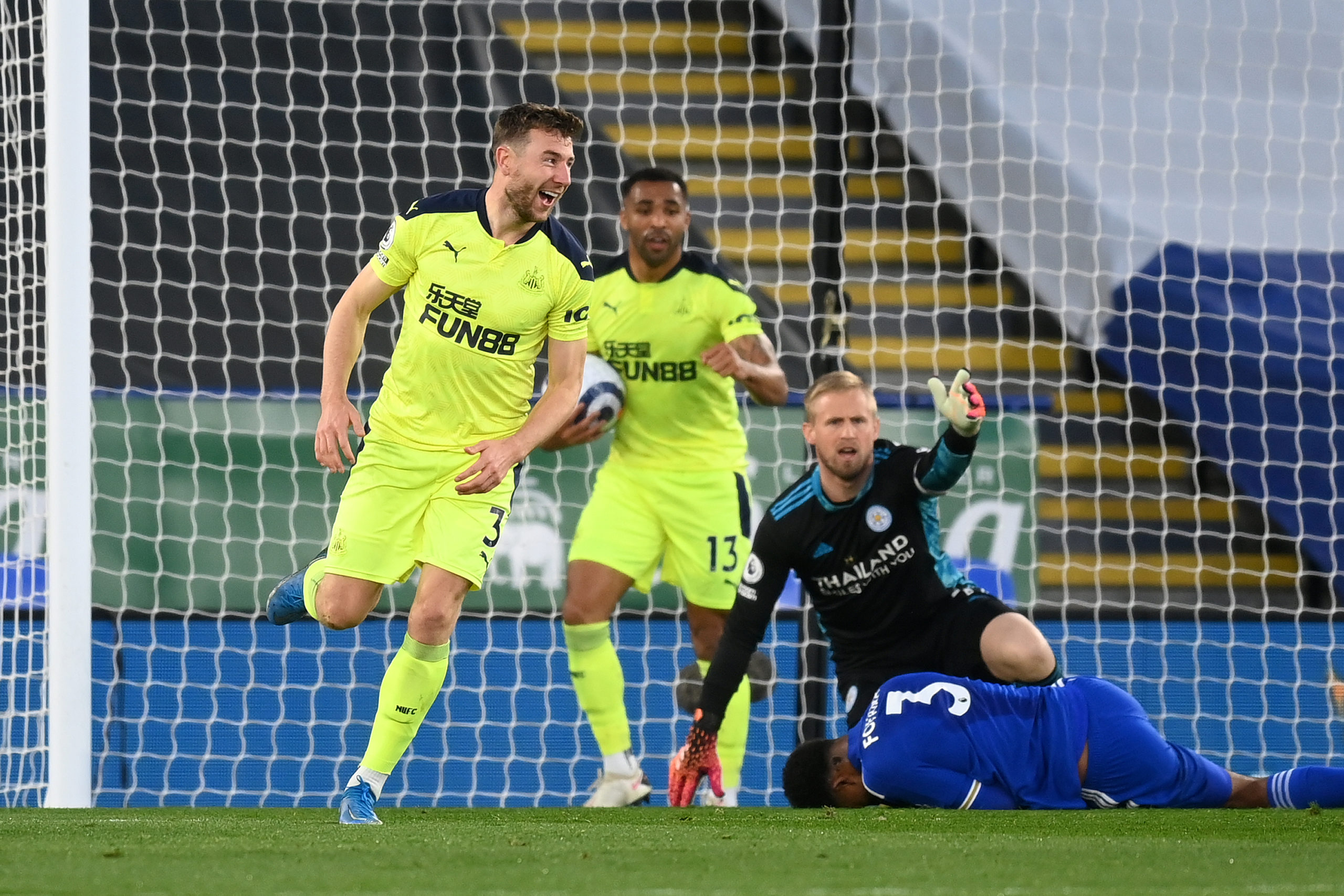 newcastle-united-paul-dummett-leicester-city-king-power-stadium-premier-league