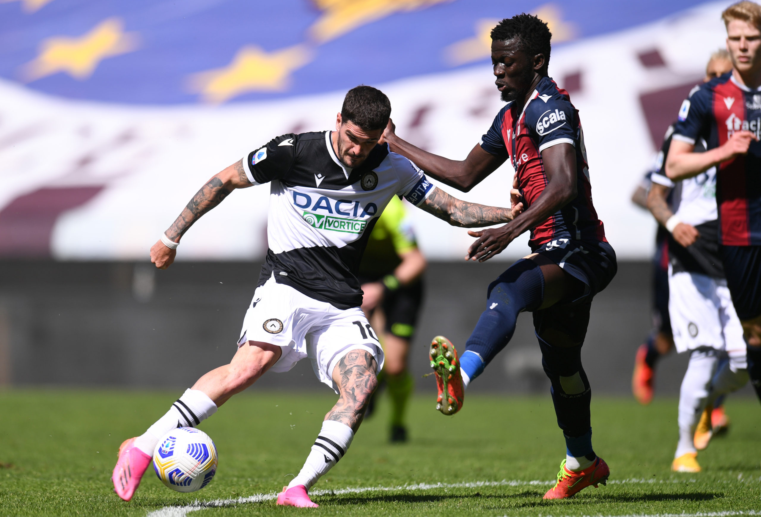 udinese-calcio-rodrigo-de-paul-bologna-musa-barrow-serie-a