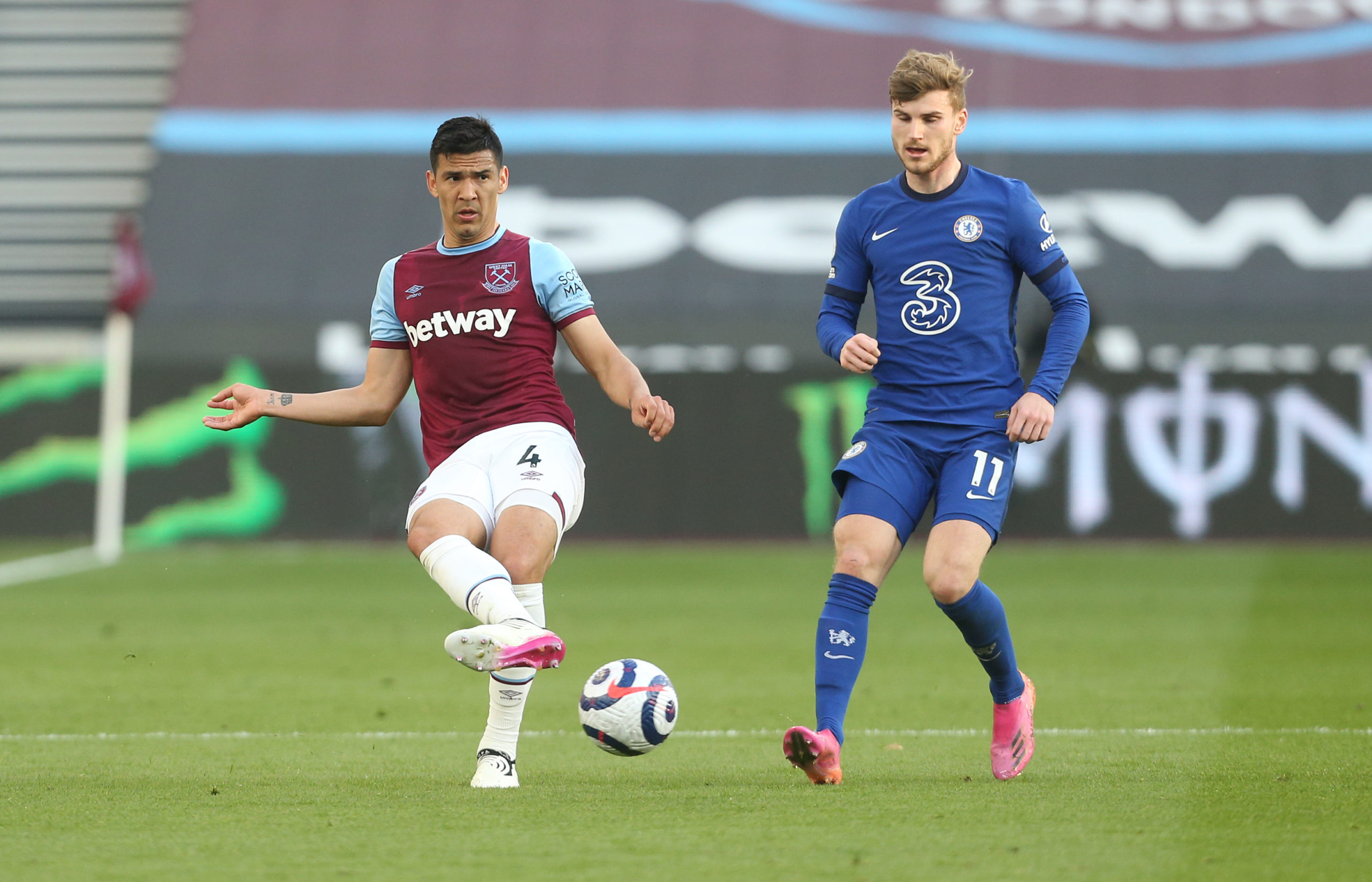 west-ham-united-fabian-balbuena-chelsea-timo-werner-premier-league-london-stadium