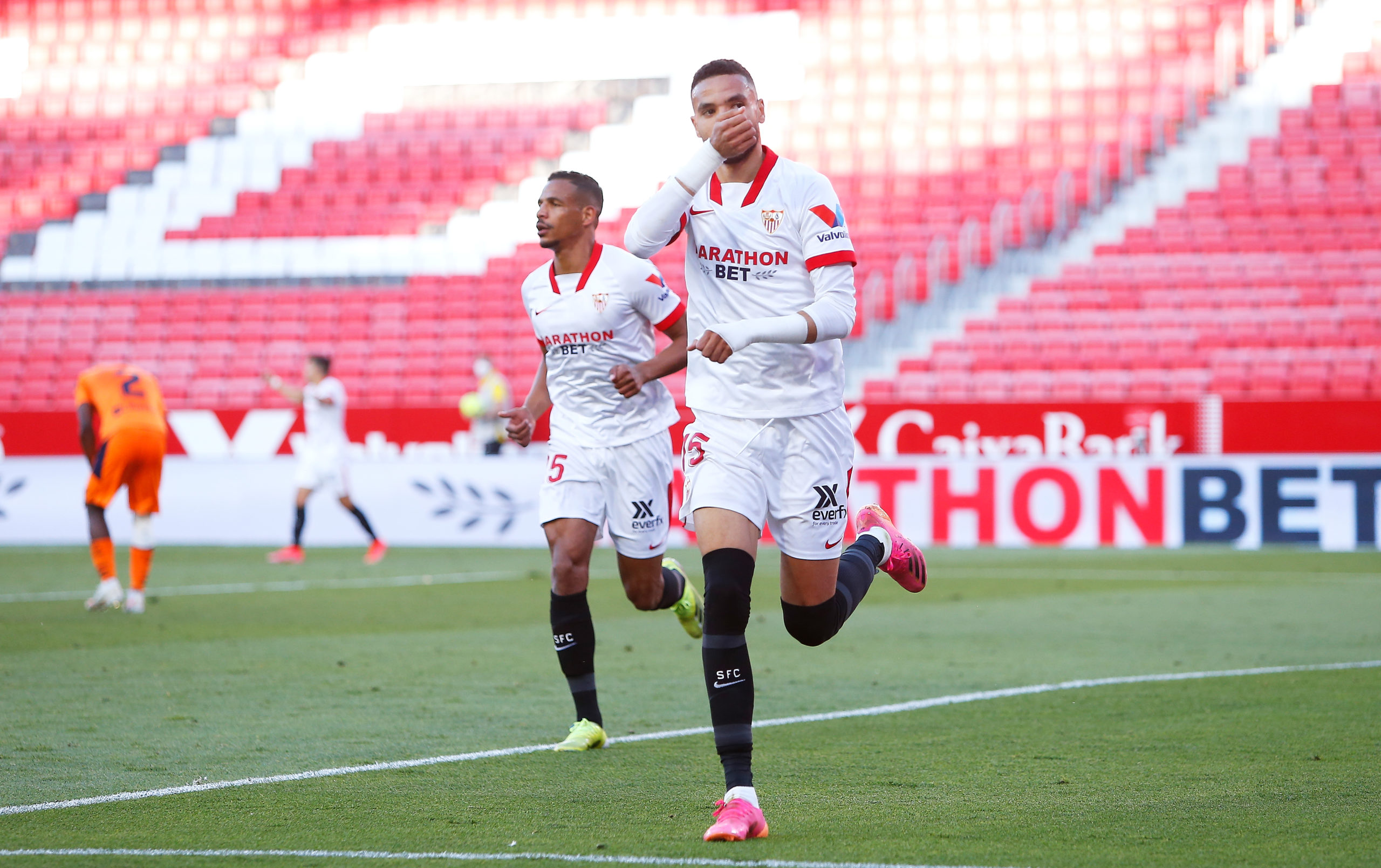 sevilla-youssef-en-nesyri-valencia-la-liga