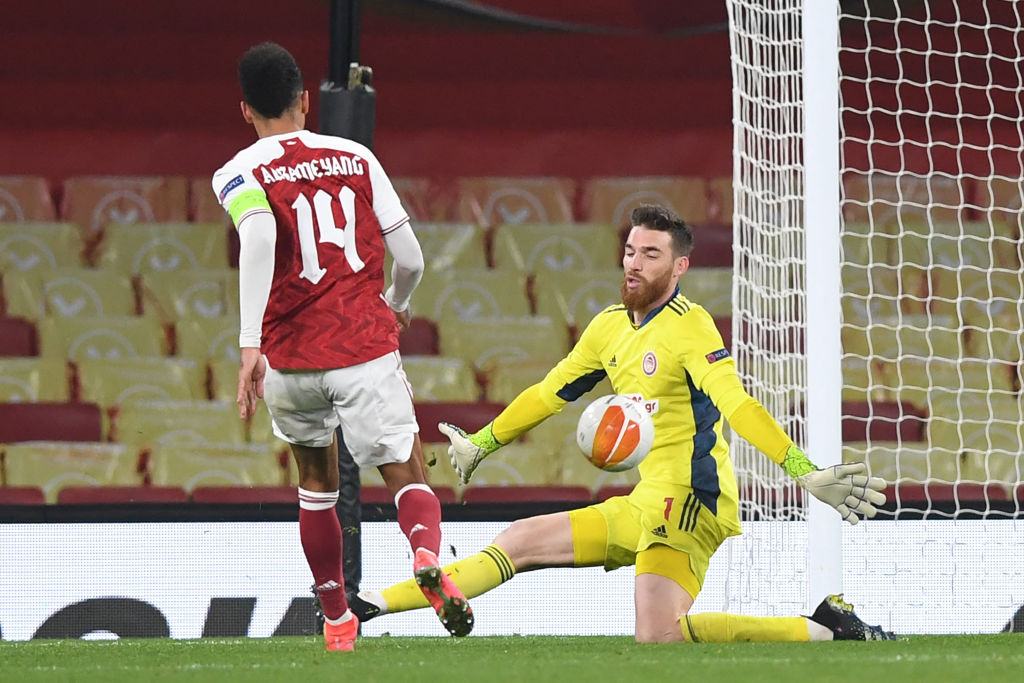 FBL-EUR-C3-ARSENAL-OLYMPIAKOS