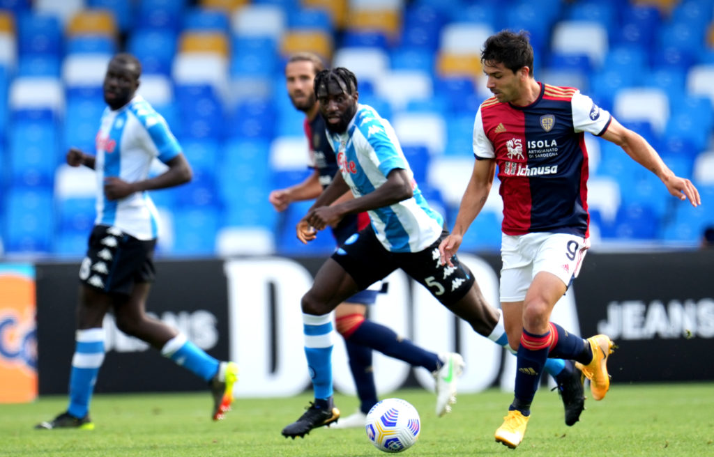 west-ham-united-transfer-gossip-target-giovanni-simeone-cagliari-striker-challenges-napoli-tiemoue-bakayoko-serie-a