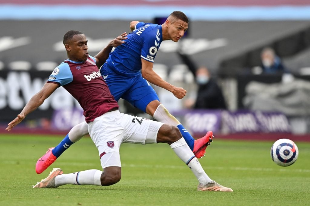 west-ham-united-transfer-gossip-ac-milan-target-issa-diop-defender-tackles-everton-richarlison-premier-league-london-stadium
