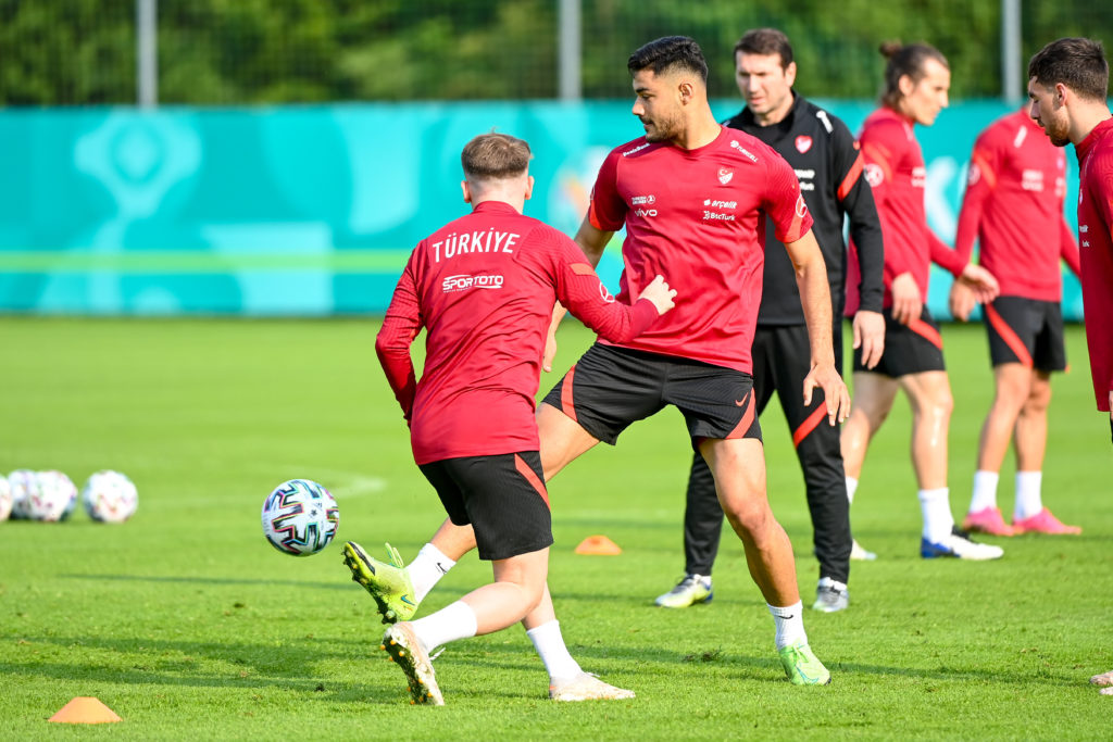 tottenham-hotspur-transfer-gossip-fabio-paratici-target-ozan-kabak-schalke-defender-in-training-turkey-euro-2020