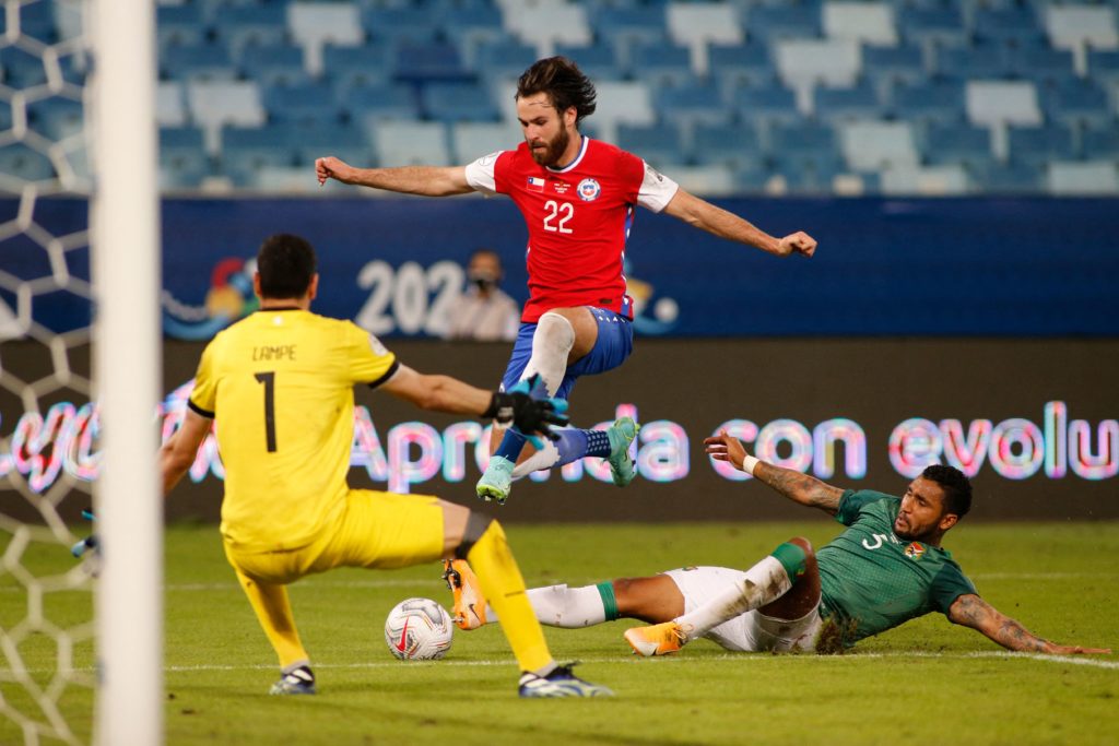 leeds-united-transfer-gossip-bielsa-target-blackburn-rovers-forward-ben-brereton-chile-takes-shot-copa-america-bolivia-goalkeeper-carlos-lampe-saves