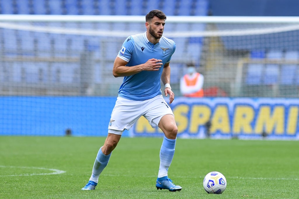 southampton-transfer-gossip-anderlecht-target-wesley-hoedt-saints-defender-lazio-loan-dribbles-with-ball-genoa-serie-a