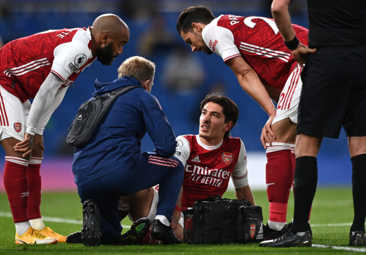 Arsenal fans react as Unai Emery plots move for Hector Bellerin