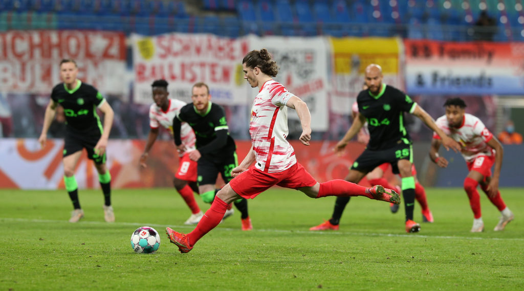 tottenham-hotspur-transfer-gossip-target-marcel-sabitzer-rb-leipzig-takes-penalty-wolfsburg-bundesliga