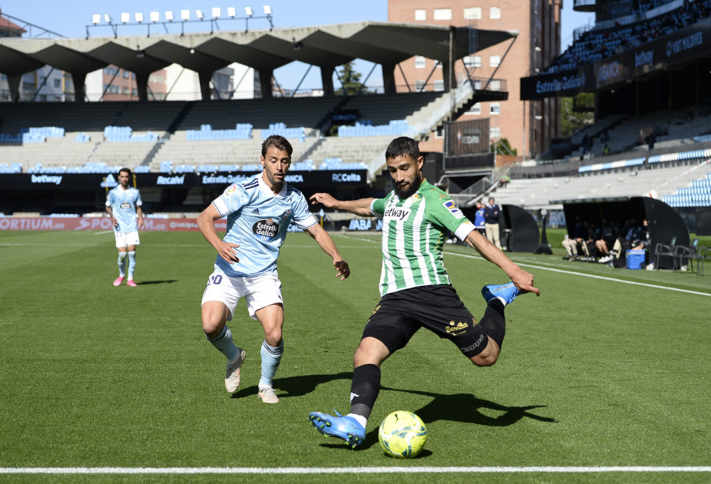 arsenal-transfer-gossip-arteta-target-nabil-fekir-real-betis-midfielder-crosses-the-ball-celta-vigo-la-liga