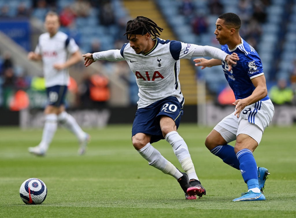 tottenham-hotspur-dele-alli-dribbles-past-leicester-city-youri-tielemans-king-power-stadium-premier-league-antonio-conte-next-manager-gossip