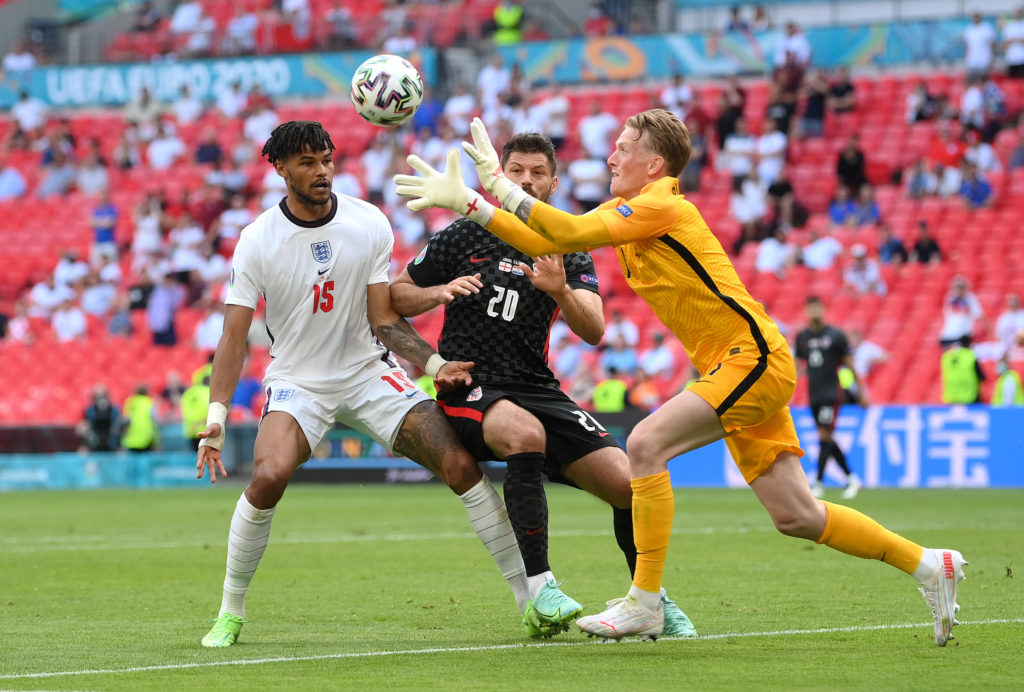 everton-goalkeeper-jordan-pickford-in-action-england-euro-2020-catches-cross-croatia-bruno-petkovic-wembley