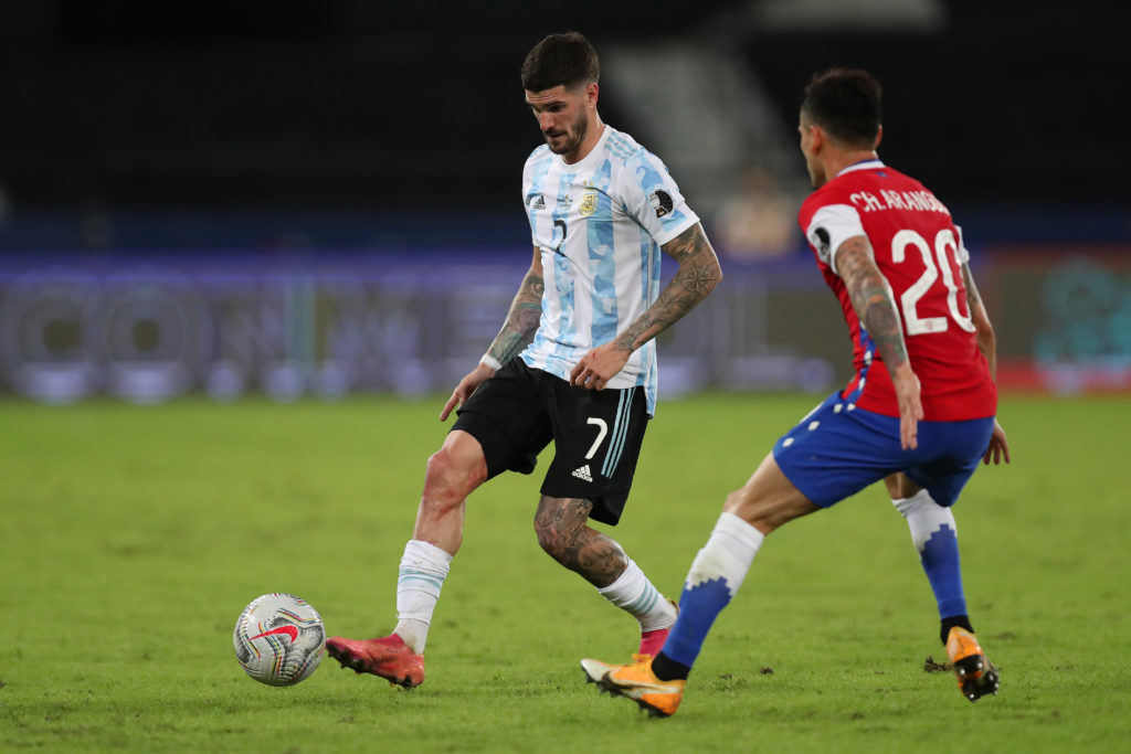 leeds-united-transfer-gossip-bielsa-target-rodrigo-de-paul-udinese-agree-atletico-madrid-fee-argentina-passes-ball-chile-charles-aranguiz-conmebol-copa-america