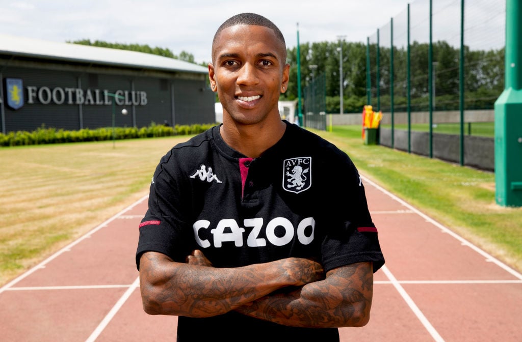 Aston Villa Unveil New Signing Ashley Young