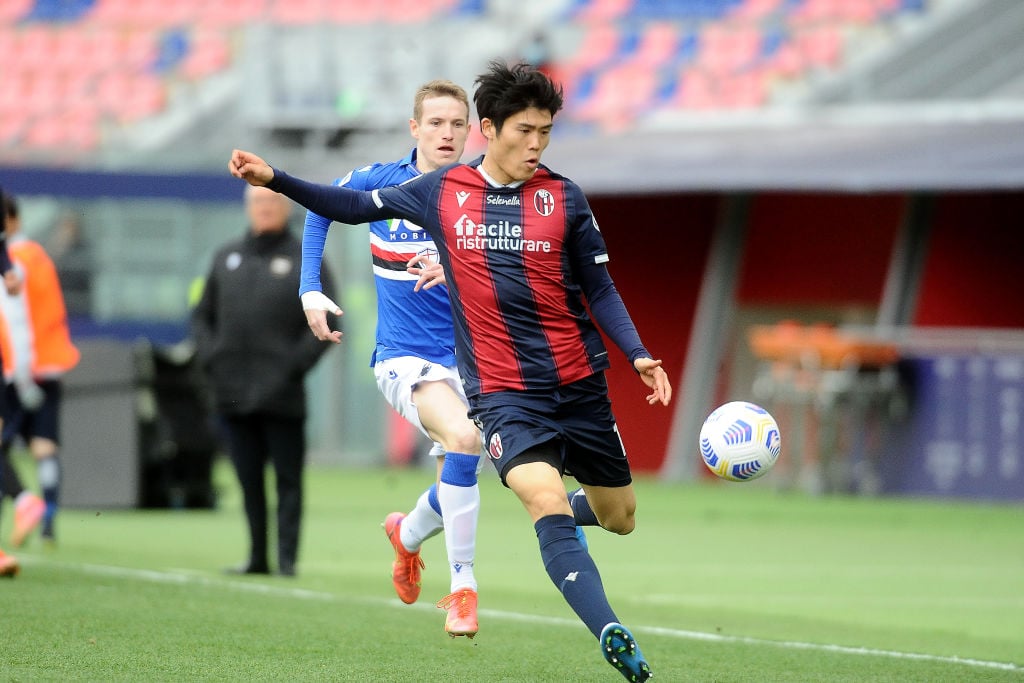 Manchester United consider Tottenham target Takehiro Tomiyasu