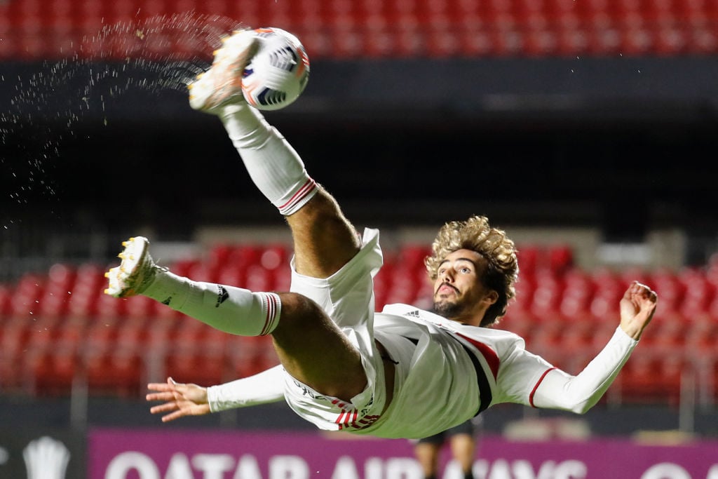 TOPSHOT-FBL-LIBERTADORES-SAOPAULO-RENTISTAS