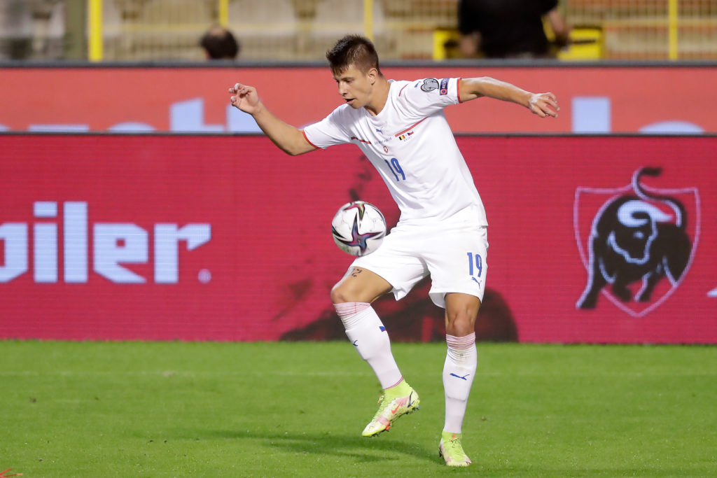 Arsenal want to sign Hlozek