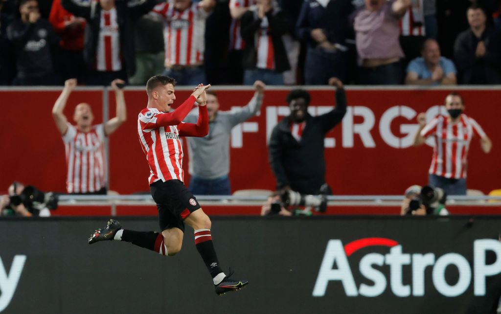 Brentford v Arsenal Premier League match
